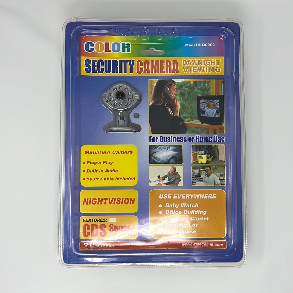 COLOR SECURITY CAMERA DAY NIGHT VIEWING - Model # OC990